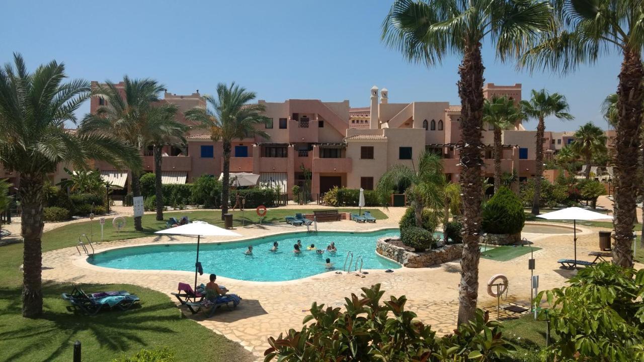 Apto. Urbanización Privada Con Piscina Vera Playa Apartamento *