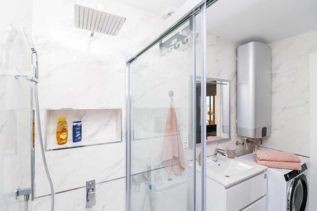 Apartamento Romana Playa Beachfront Marbella