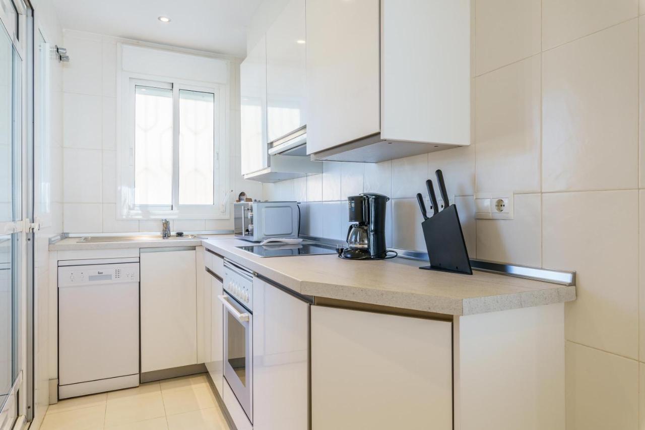 Lovely With Seaview Apartamento Torremuelle