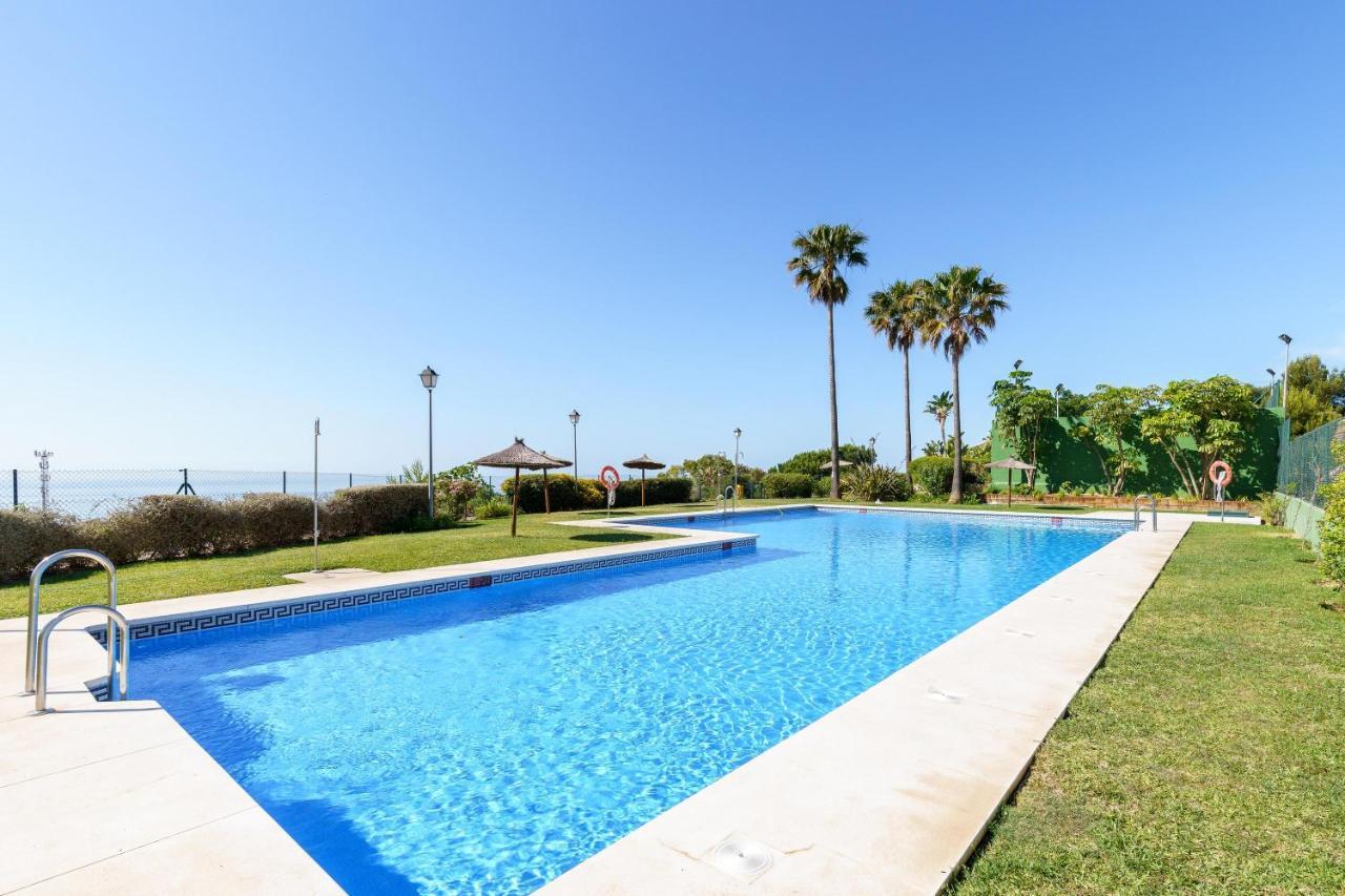 Lovely With Seaview Apartamento *