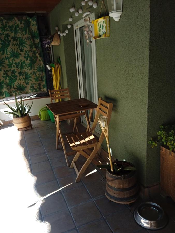 Habitación en casa particular Habitación Con Patio En Piso Compartido *