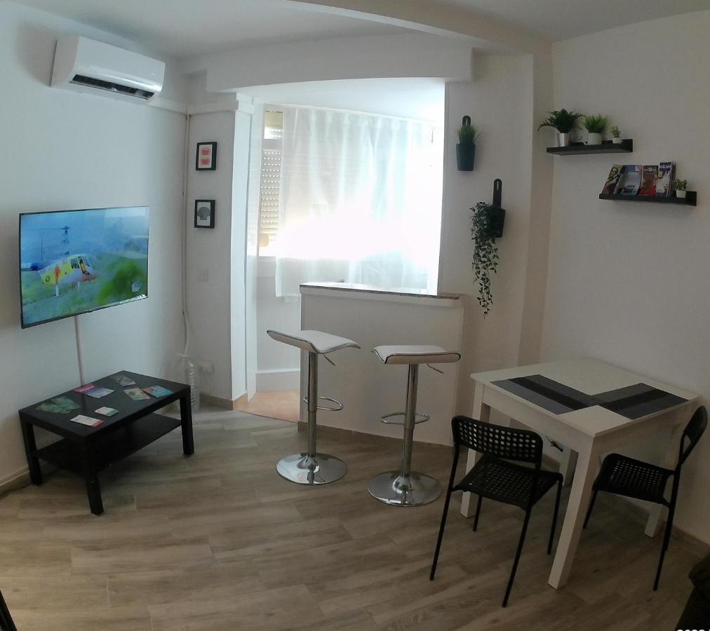 Holidays2torremolinos In Loma Del Colegial Close To Center With Pool, Rooftop Terrace * Torremolinos