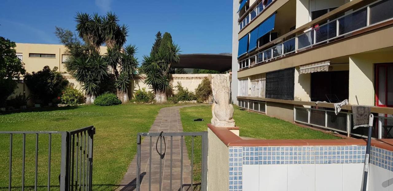 Apartamento Holidays2torremolinos In Loma Del Colegial Close To Center With Pool, Rooftop Terrace