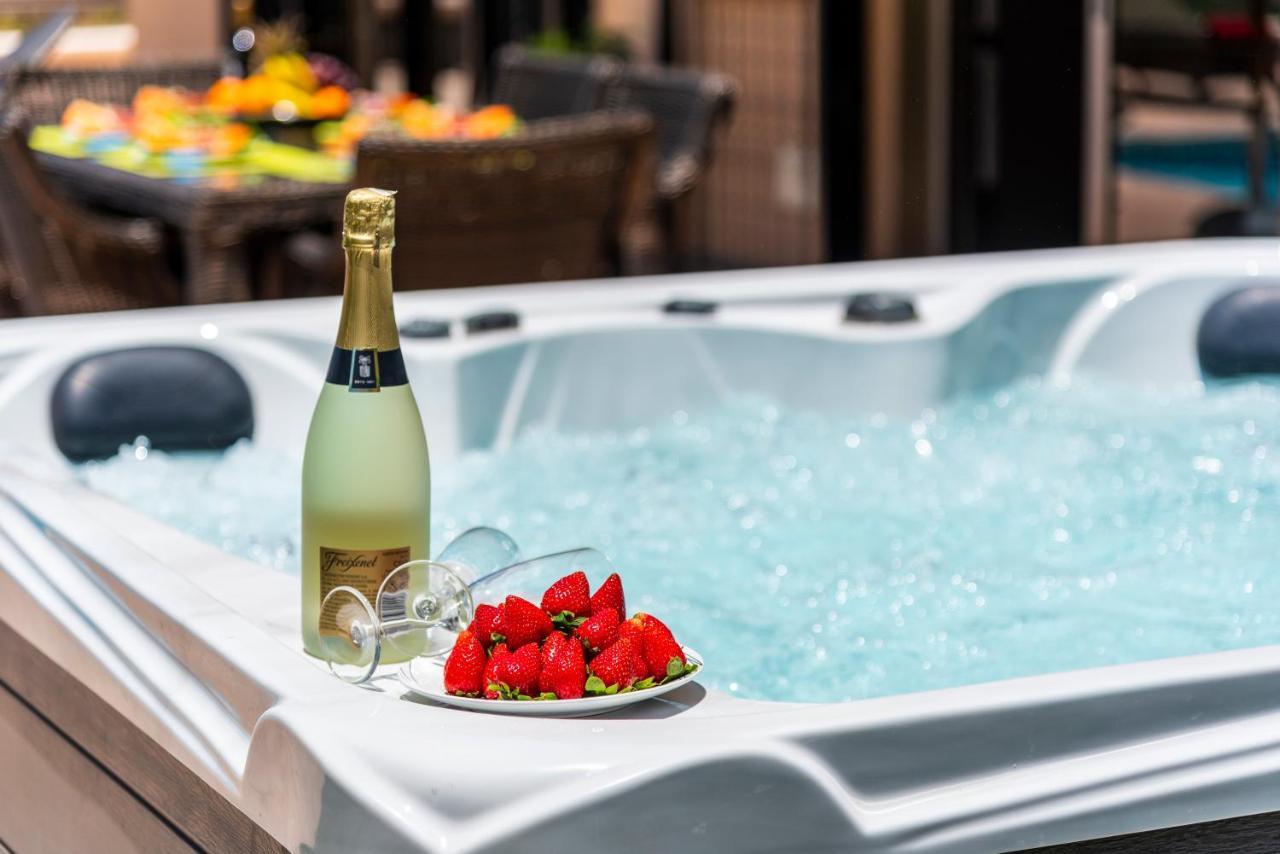 Torviscas Sunset 4 & Private Jacuzzi * Costa Adeje (Tenerife)