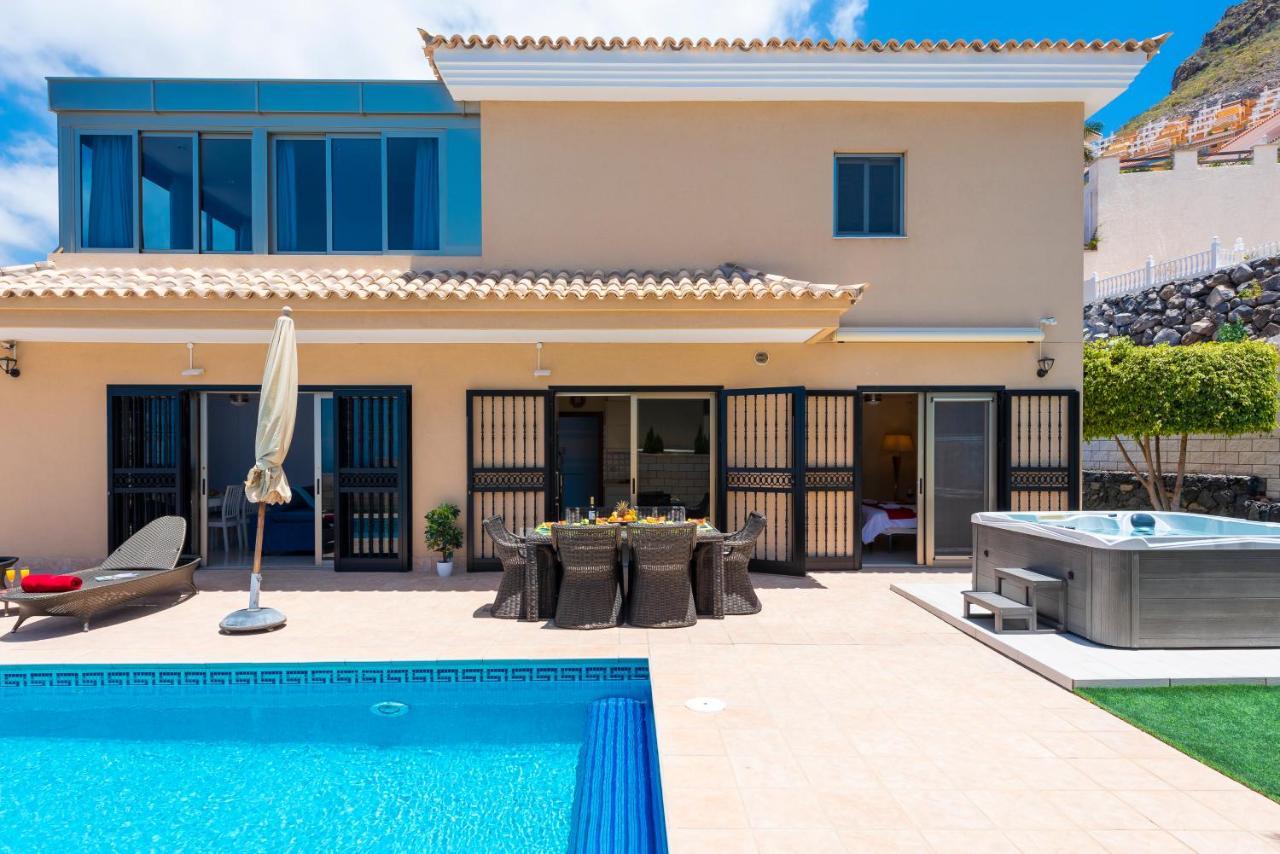 Torviscas Sunset 4 & Private Jacuzzi Villa
