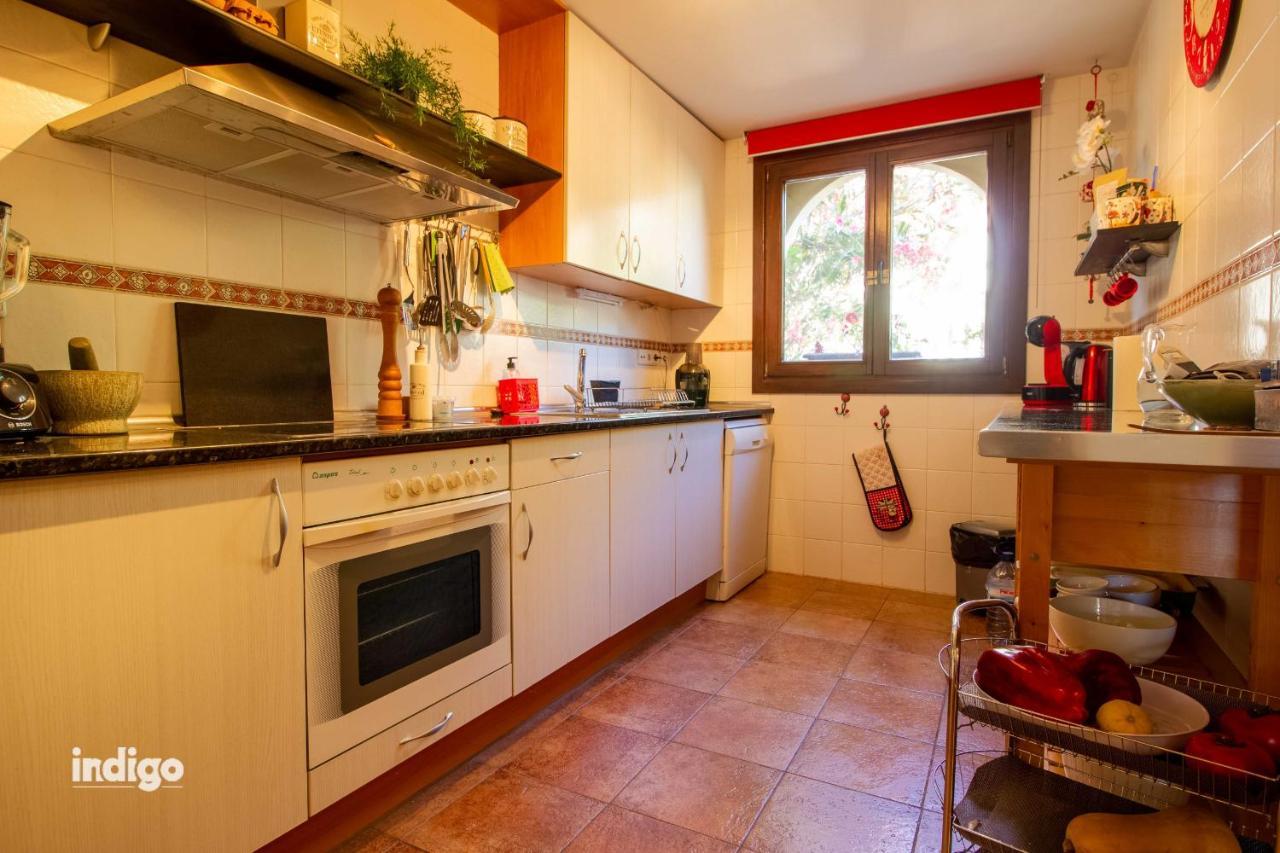 Сasa de vacaciones Ann001 Bright Two Bedroom Townhouse Ayamonte