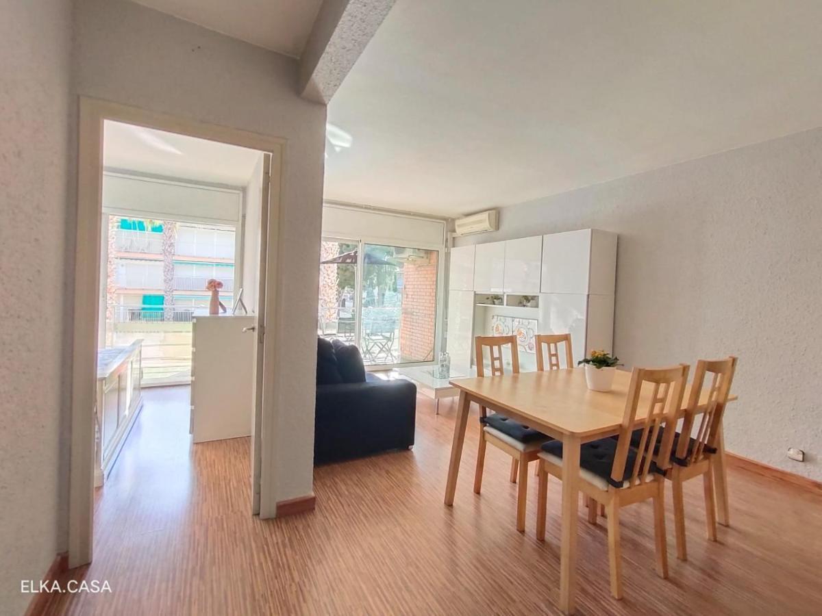 Apartamento Muy Luminoso En Segunda Línea De Mar