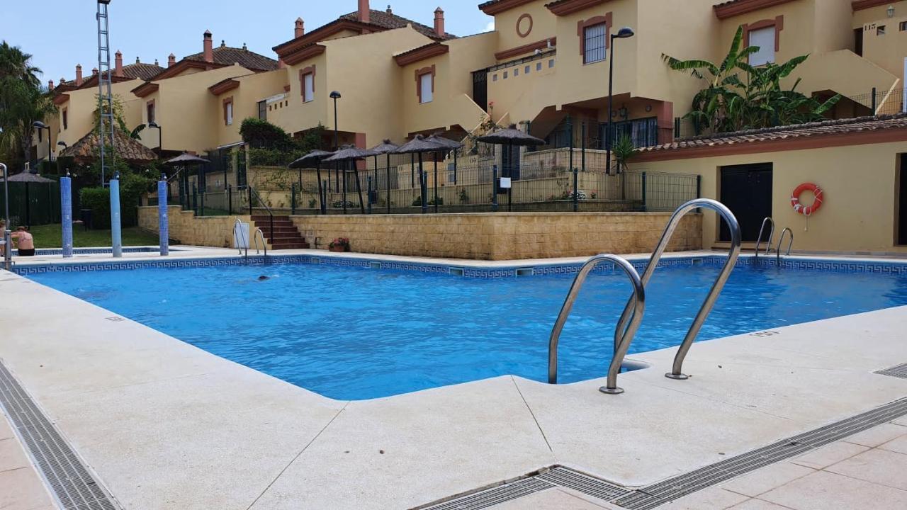 Apartment De *