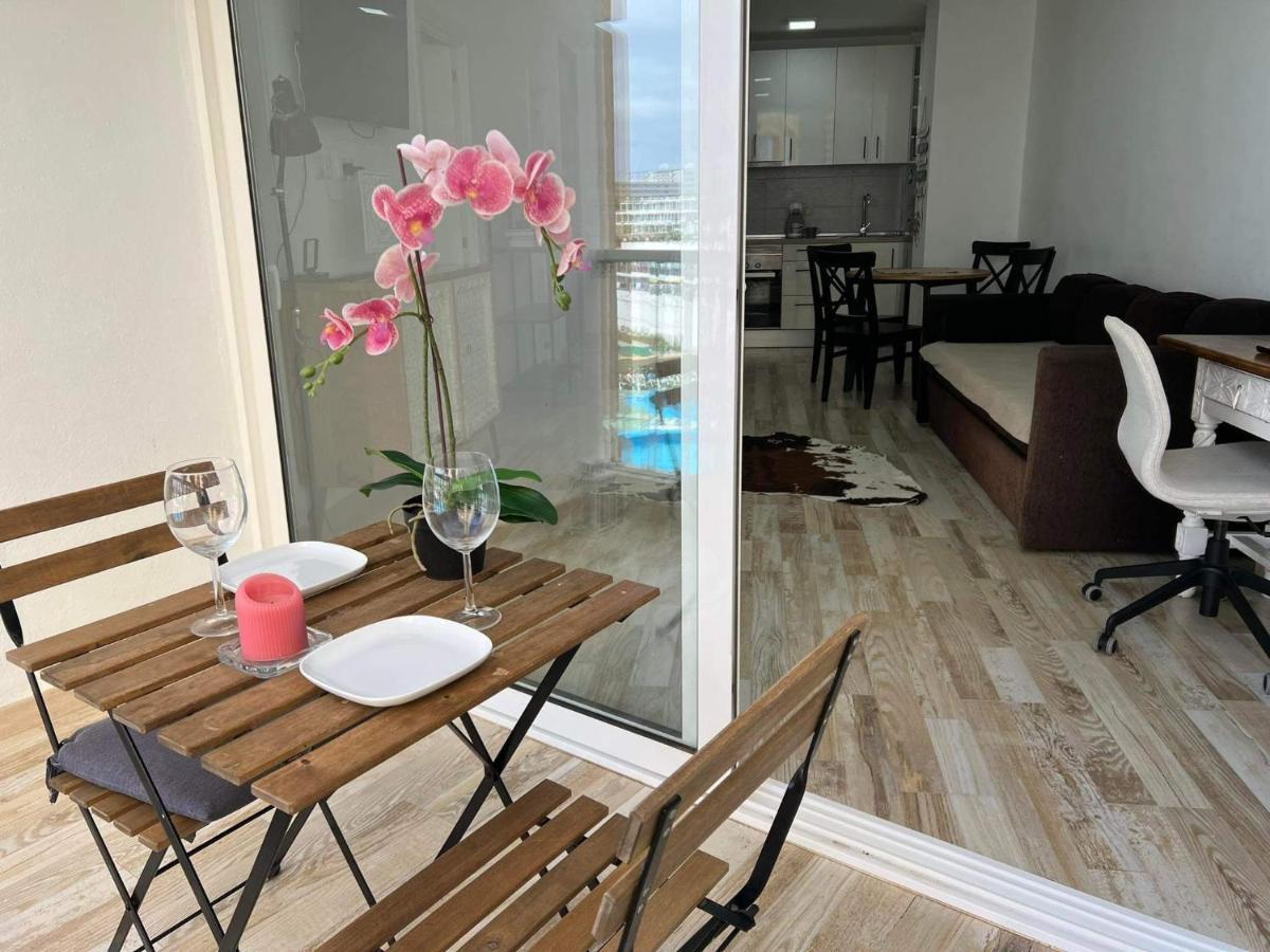 Apartment Twin Tower At The Center Playa de las Americas (Tenerife)