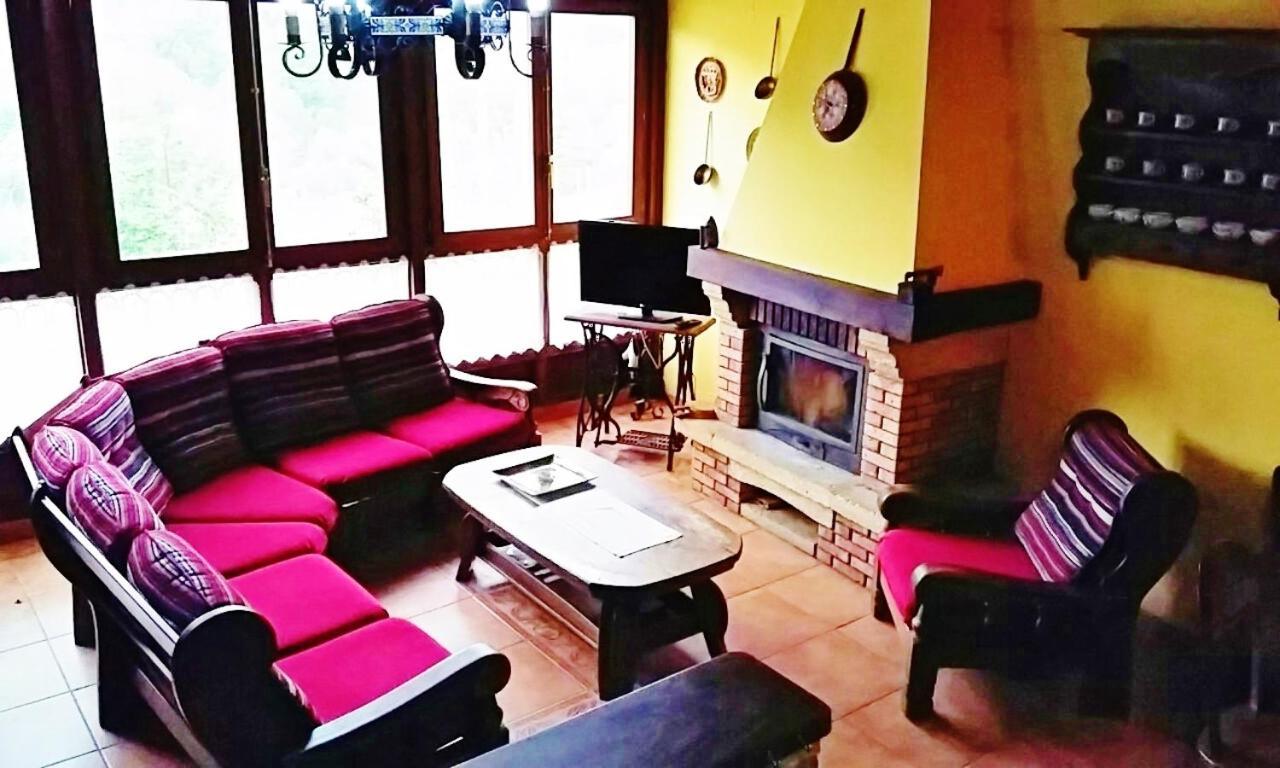 Casa Rural El Cereceu Сasa de vacaciones La Borbolla