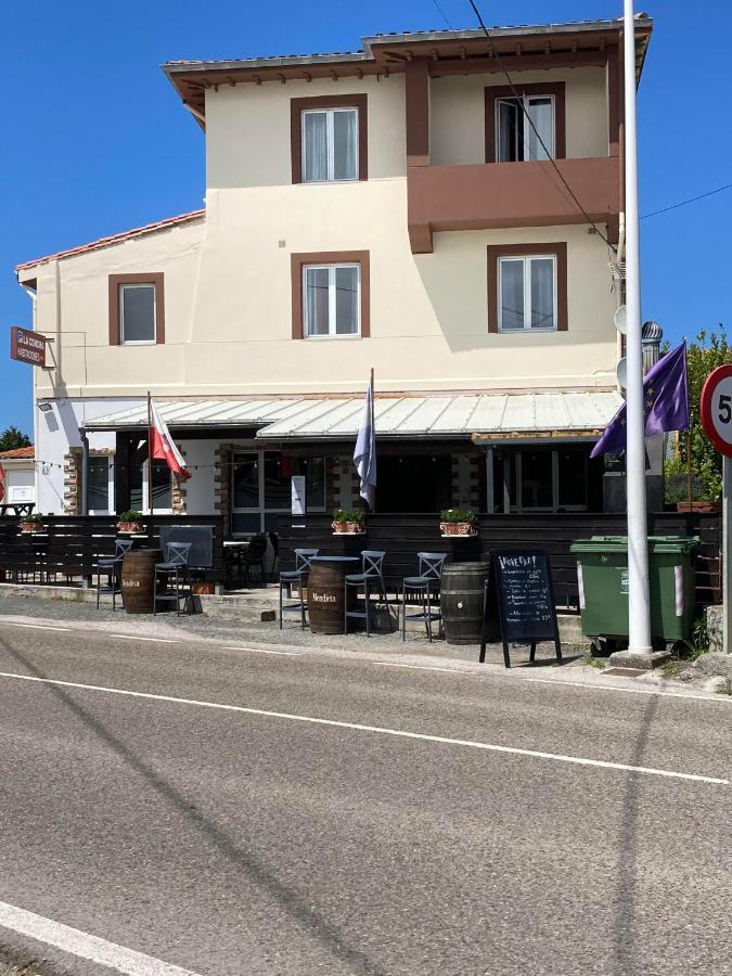 Hostal La Concha Guest house 2*