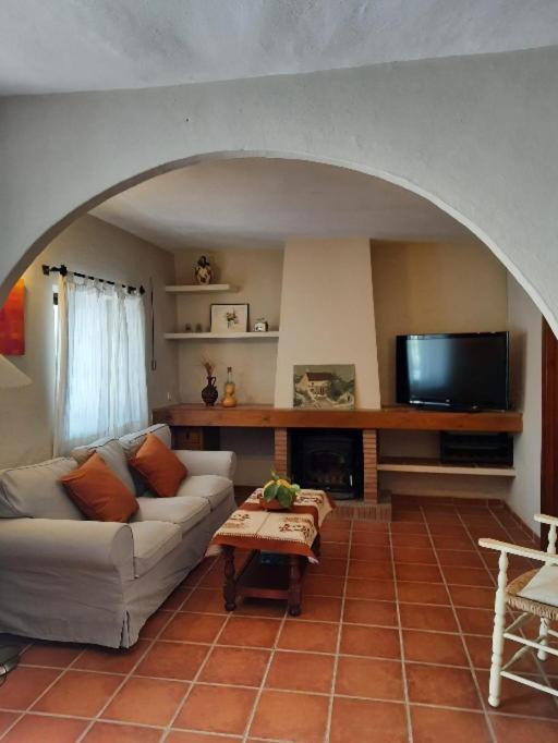 Valenzuela Country house