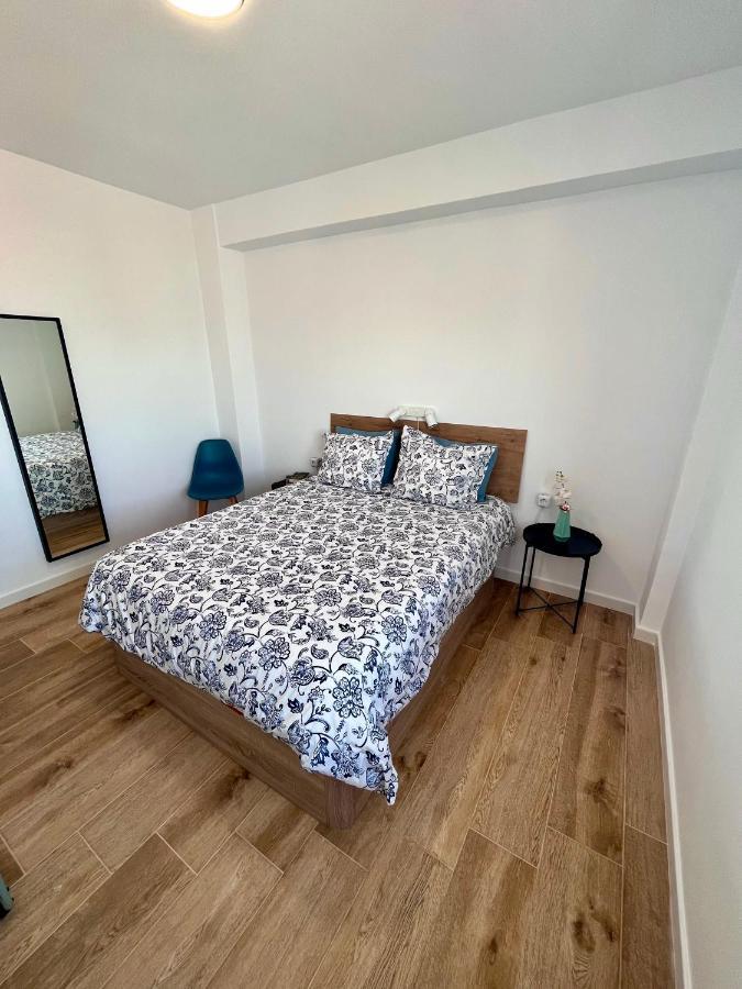 Apartment Gatu El Mirador De La Vina, Preferente Mayores De 25 Anos Y Familias Cadiz