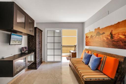 Lovely Paradise El Palmar Piscina By Paramount Holidays