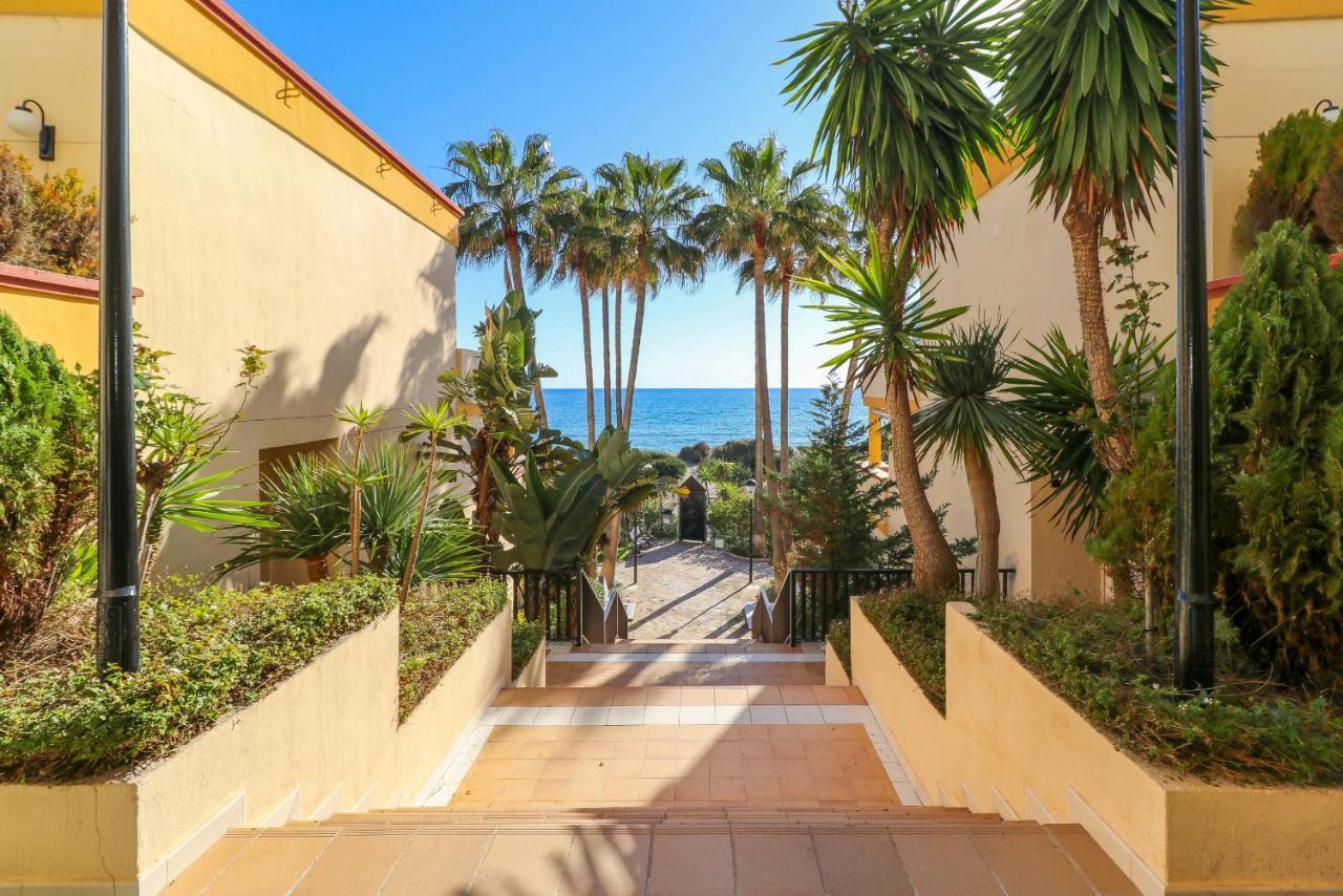 Apartamento Romana Playa Beachfront Marbella