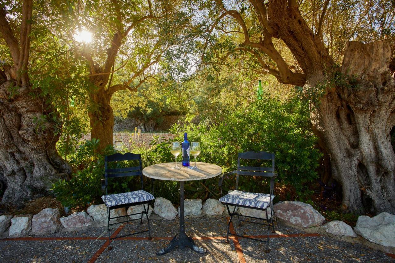 Alqueria Blanca Farm stay