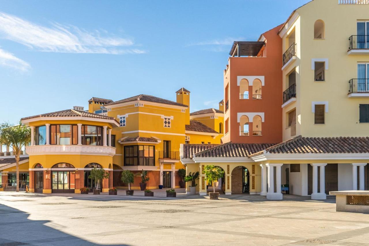 Exclusive 3 Bedroom 2 Bathroom Close To Amenities - Tr921lt Apartamento