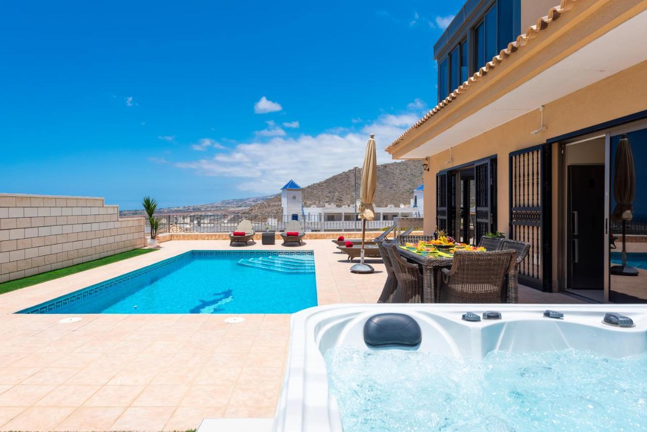 Torviscas Sunset 4 & Private Jacuzzi