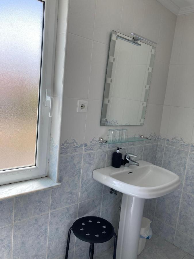 Hostal La Concha Guest house 2*
