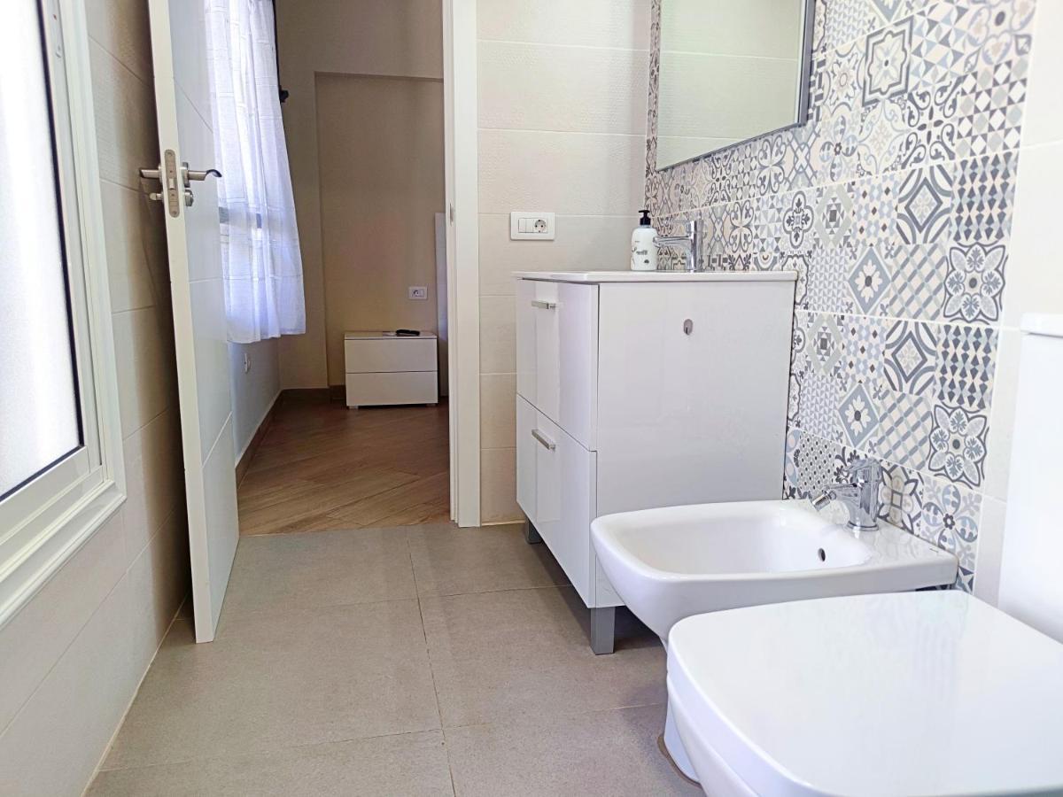 Apartment Playa De Americas 600mt From The Internet Free