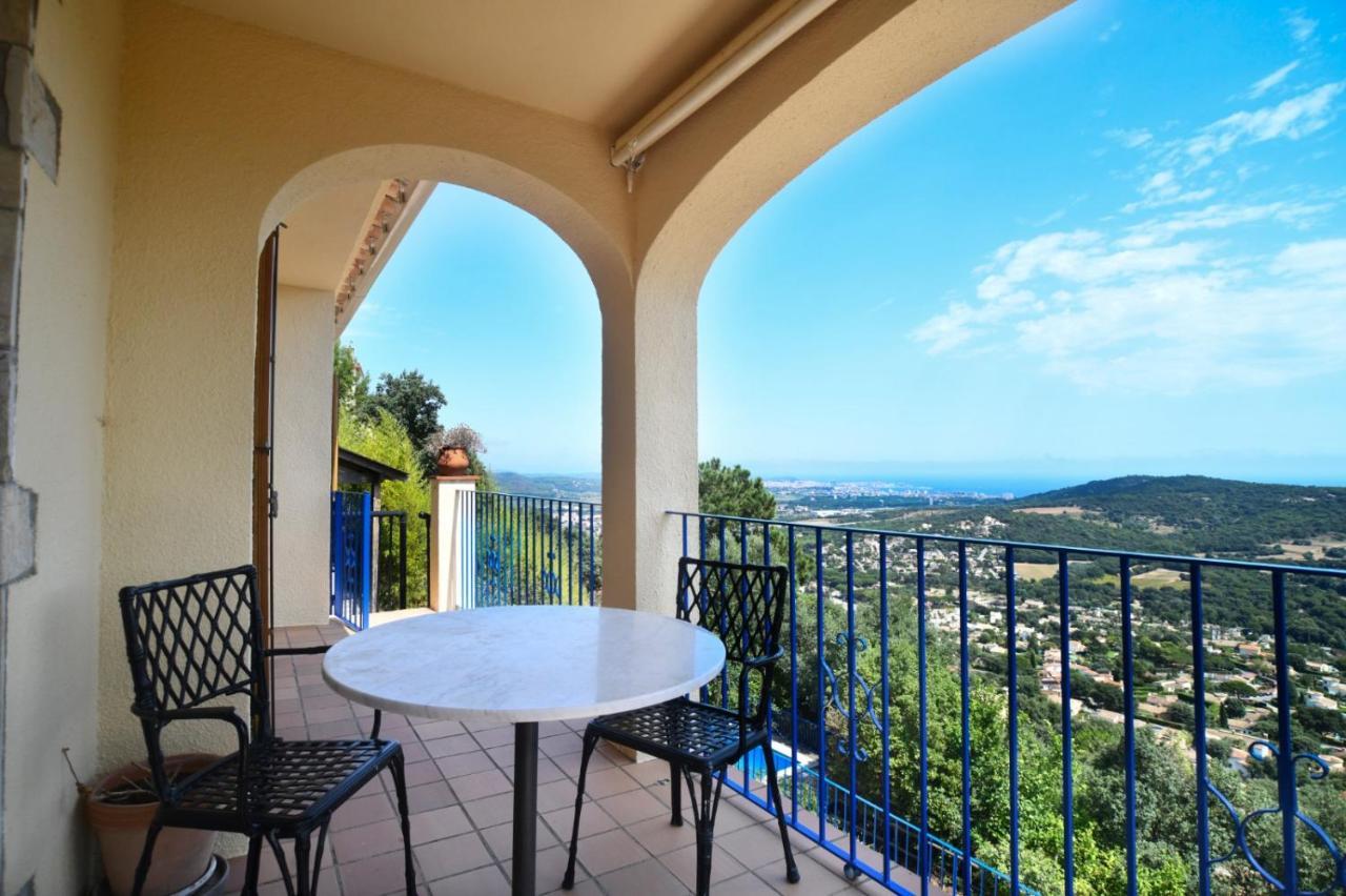 Villa Maria With Swimming Pool & Sea View