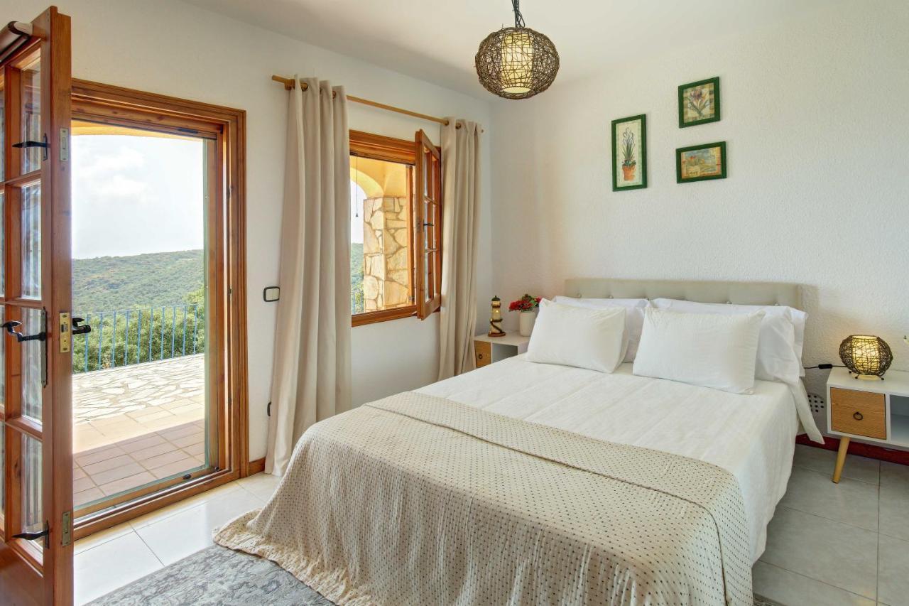 Villa Maria With Swimming Pool & Sea View