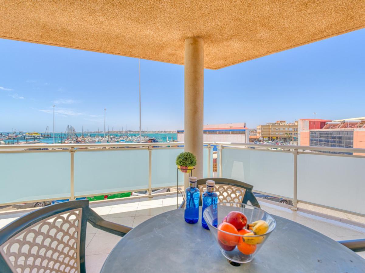 Apartamento Con Terraza En El Puerto De Apartamento *