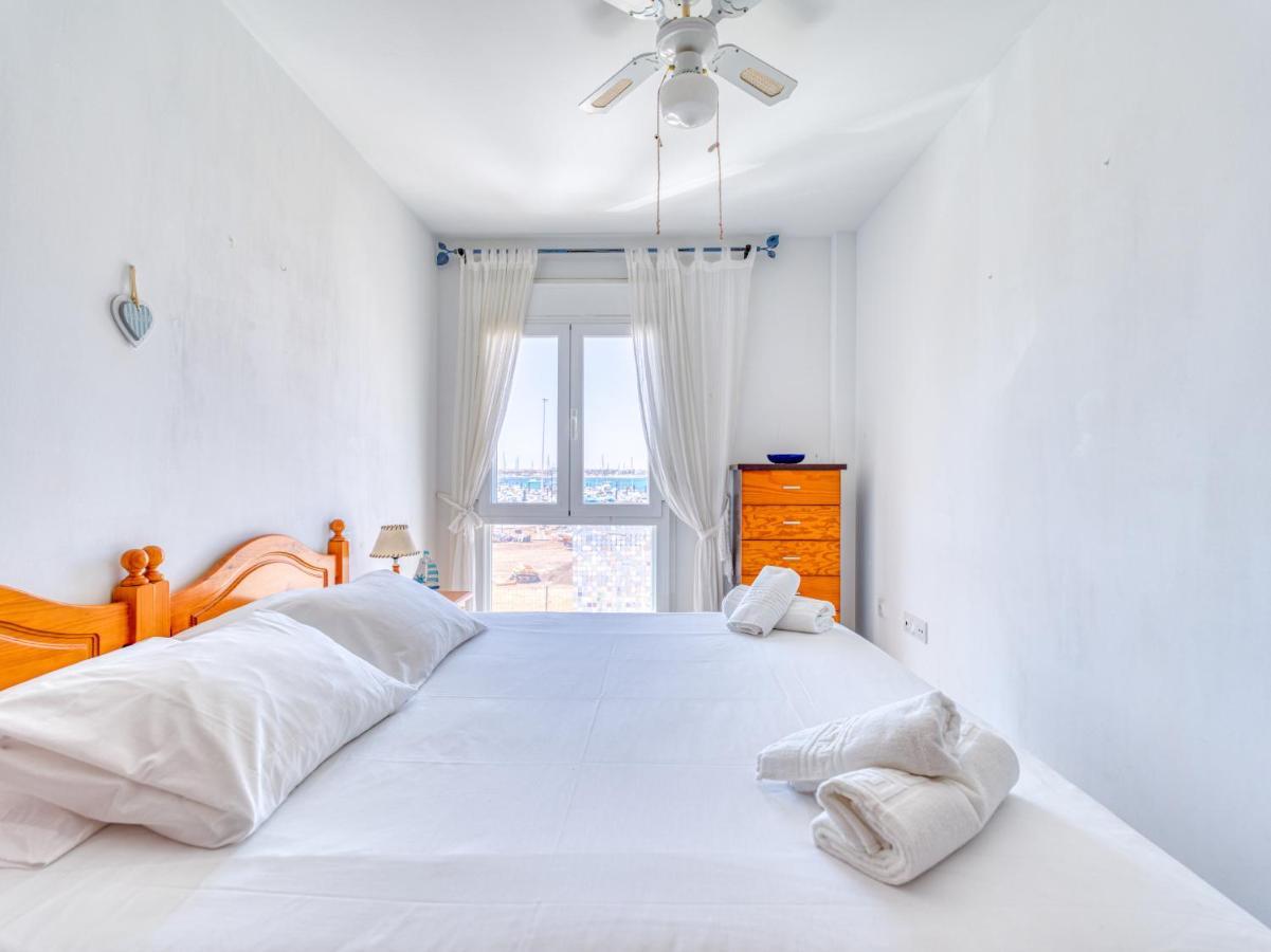 Apartamento Con Terraza En El Puerto De *