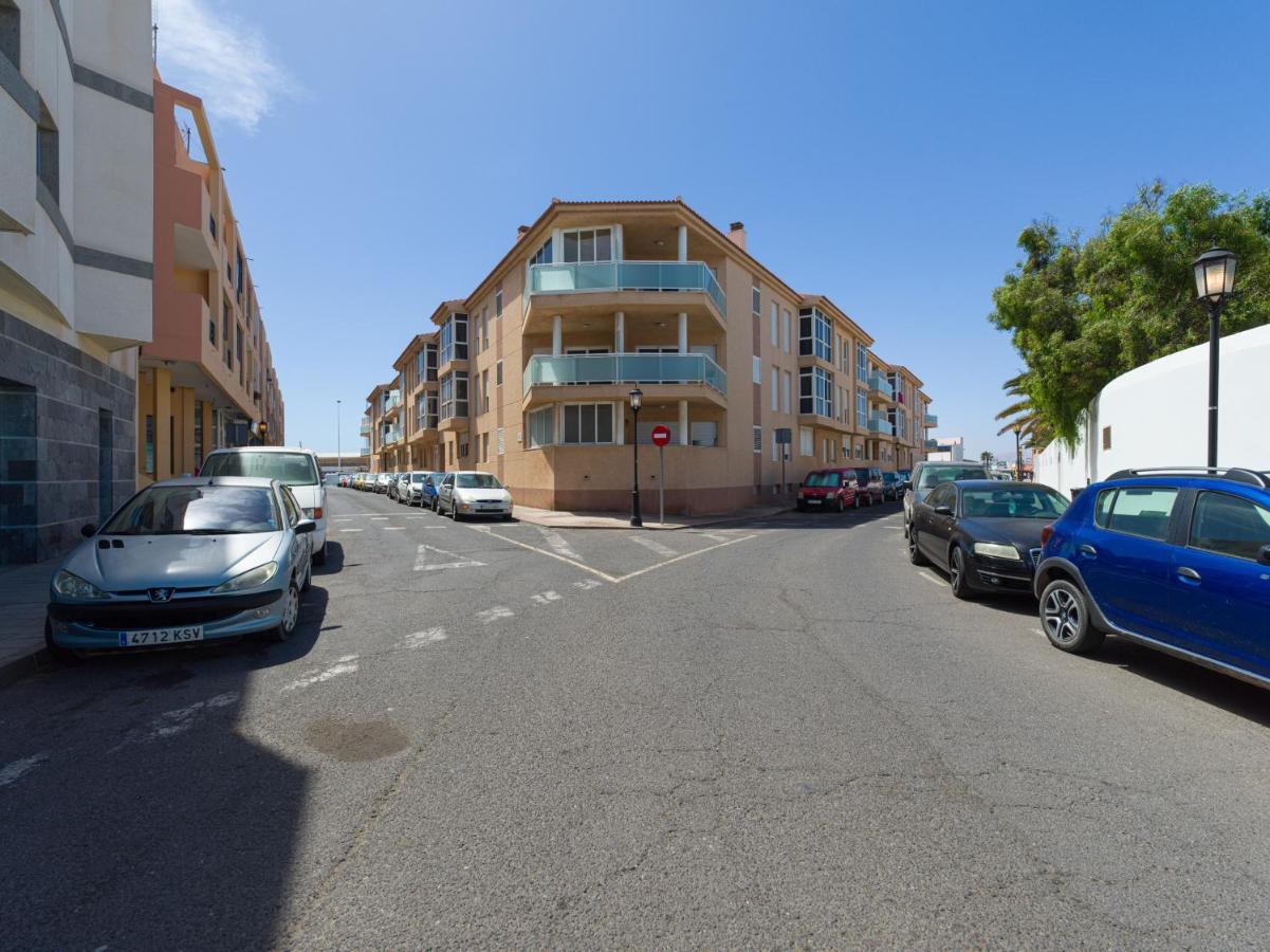 Apartamento Con Terraza En El Puerto De Apartamento Corralejo
