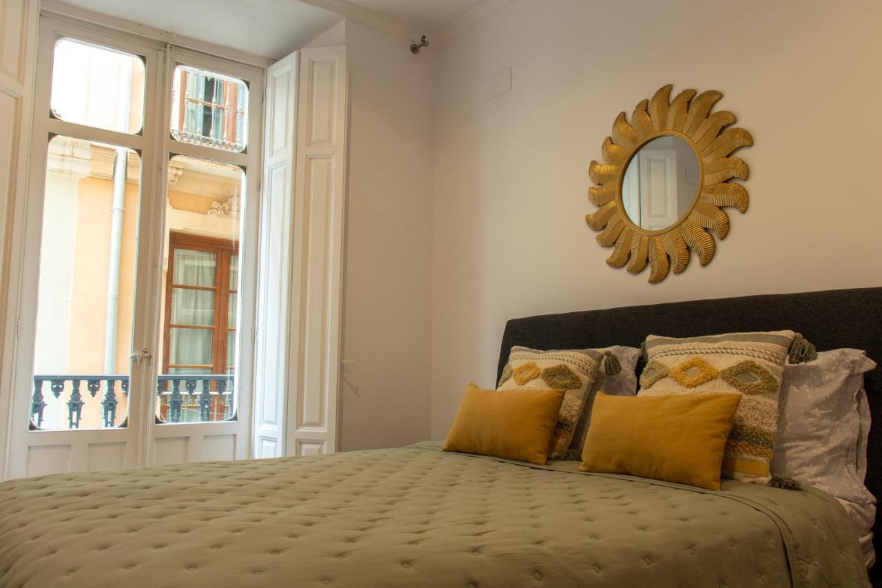 Apartment Authentic In Historical Center Malaga
