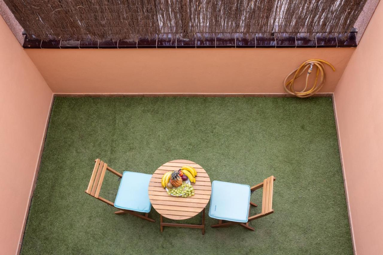Apartment Home2book Sea Side *