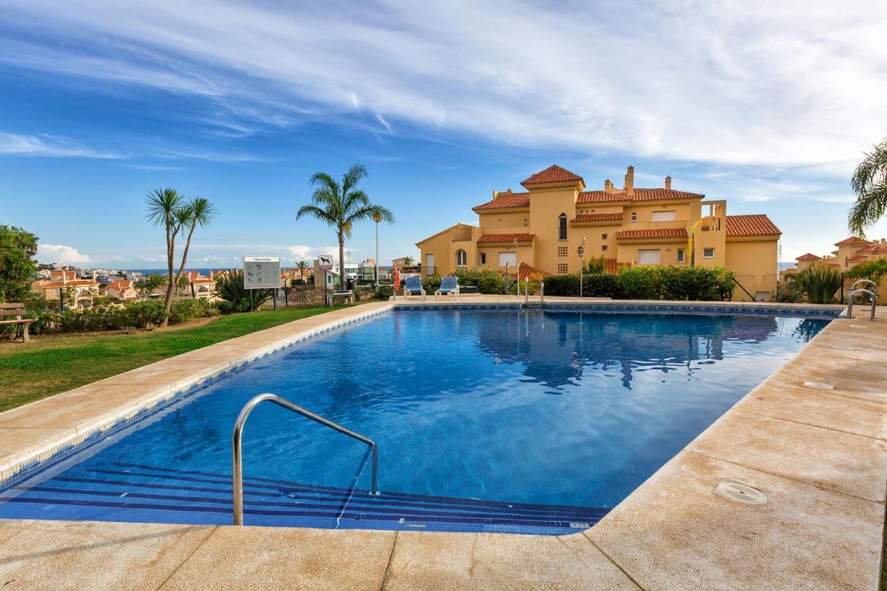 Apartamento Atalaya 3 Bedrooms *
