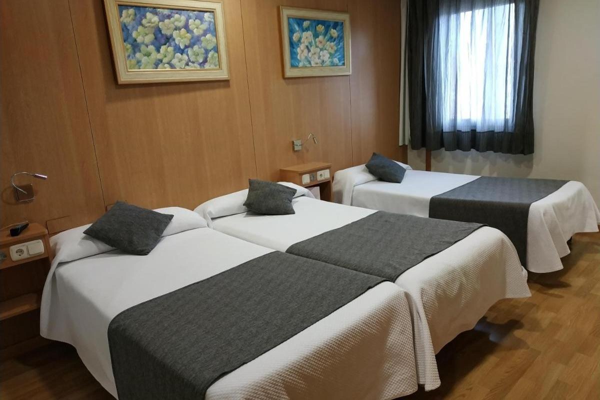 Hostal Iraipe Izaga Noáin