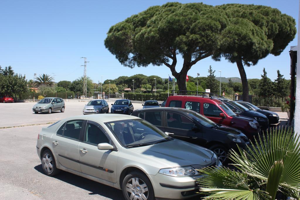Rural La Plata Parking Incluido Hotel 2*