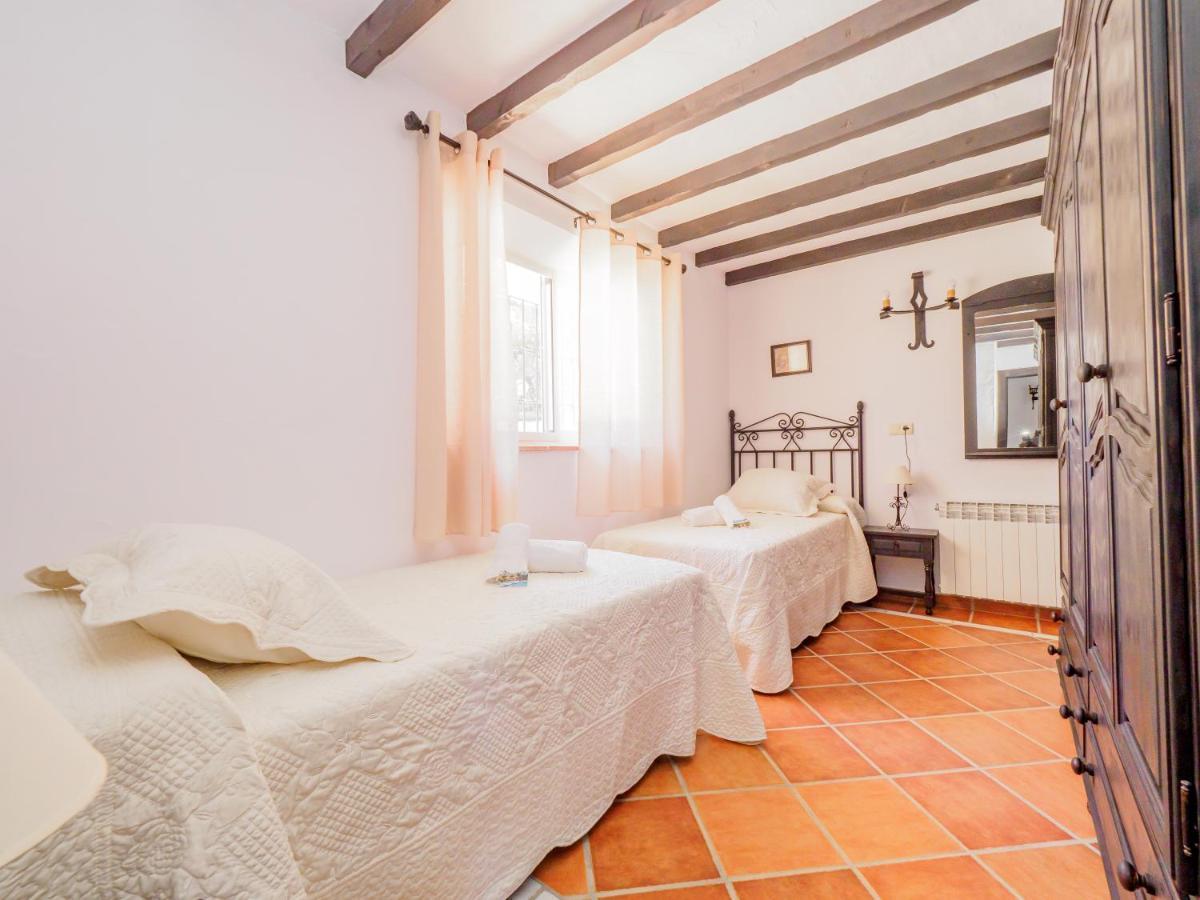 Tu Rural Lentisco 8 Piscina Privada Holiday home
