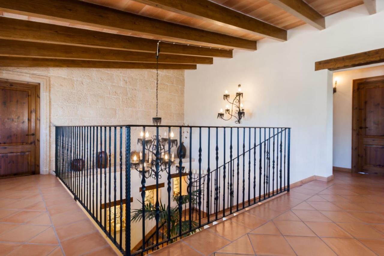 Finca Mostaxet Сasa de vacaciones Muro