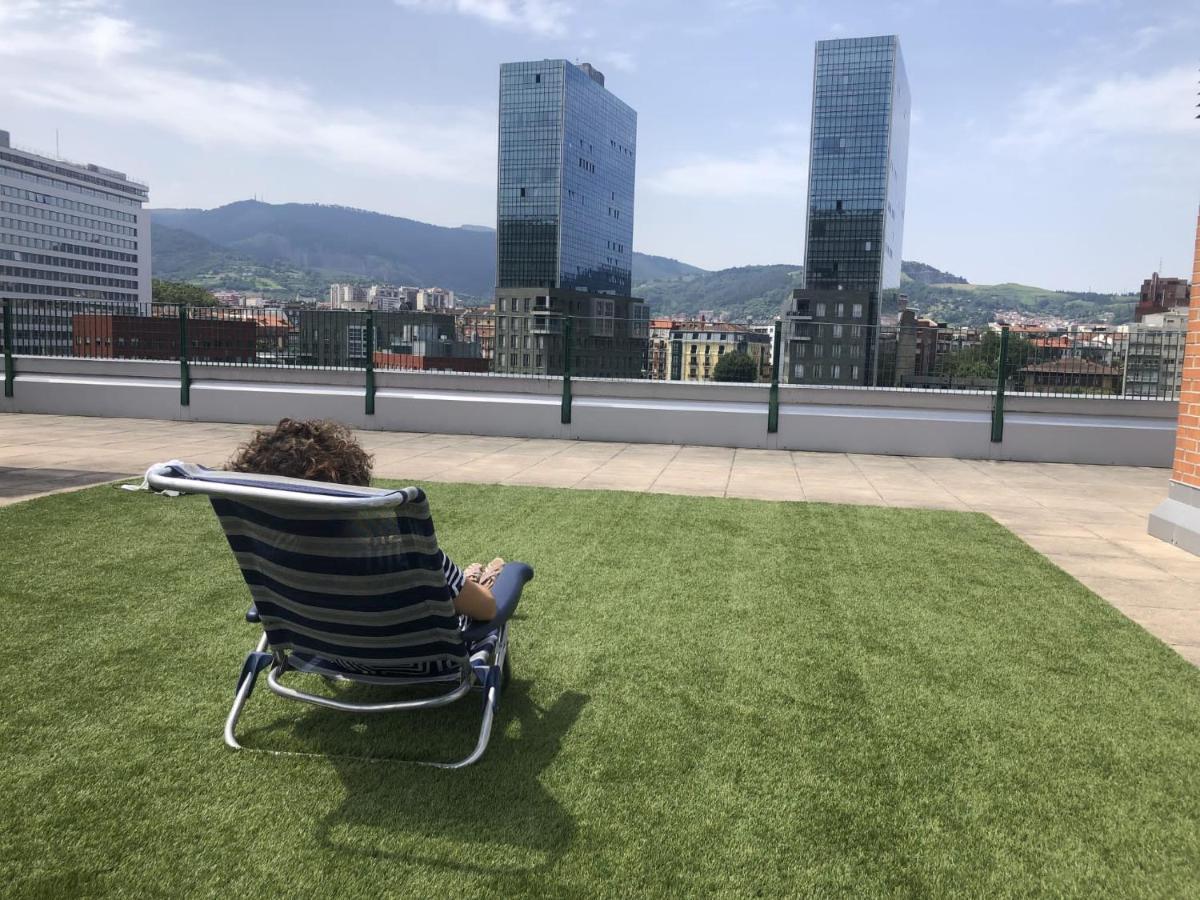 Frente Al Guggenheim. Urbanizacion De Lujo En El Centro Apartment Bilbao