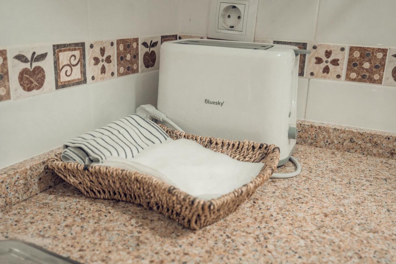 Dona Lola Apartment *
