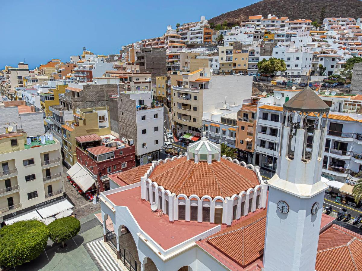 En El Centro De Cristianos *