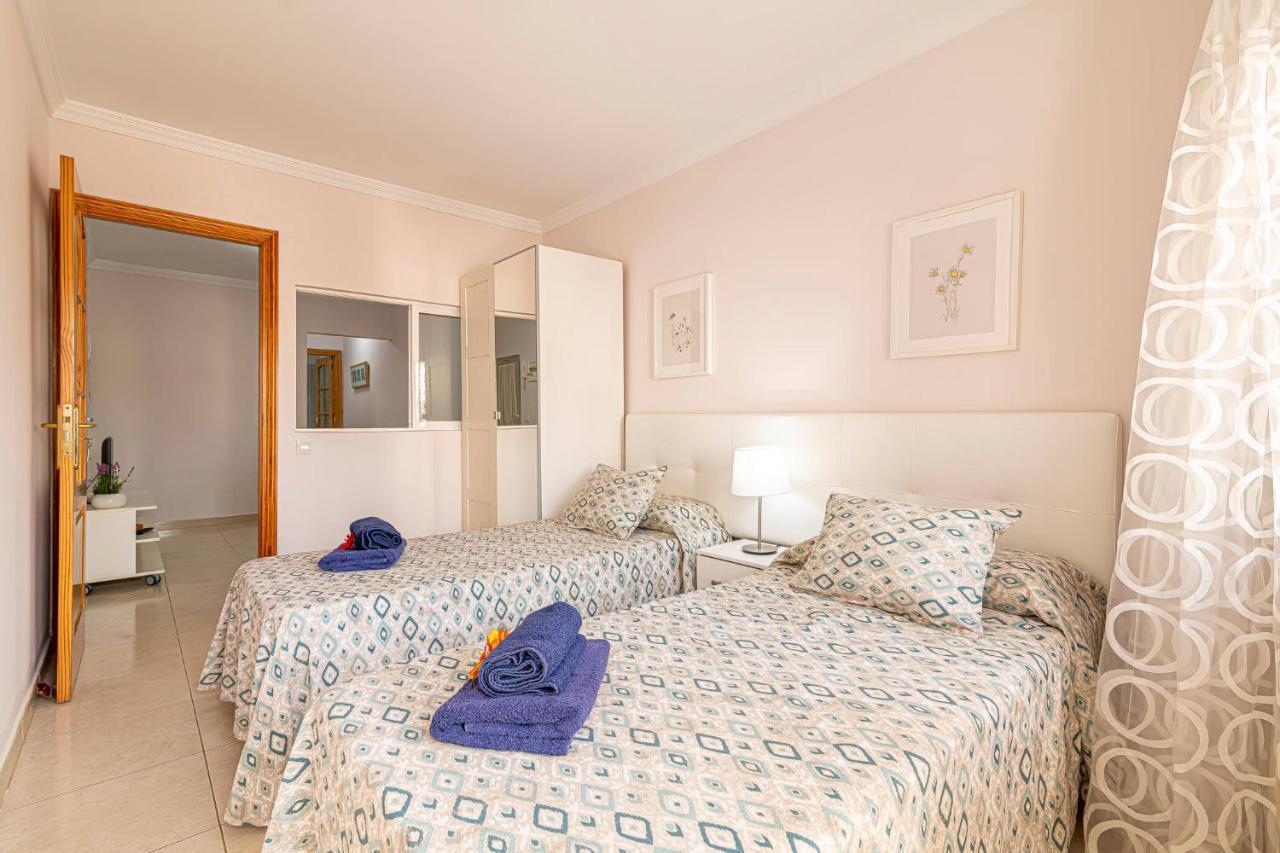 En El Centro De Cristianos Apartamento Arona (Tenerife)