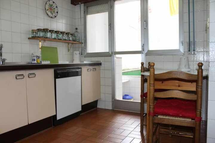 Apartamento Amplio Y Luminoso Apartamento En El Centro De Villaviciosa *
