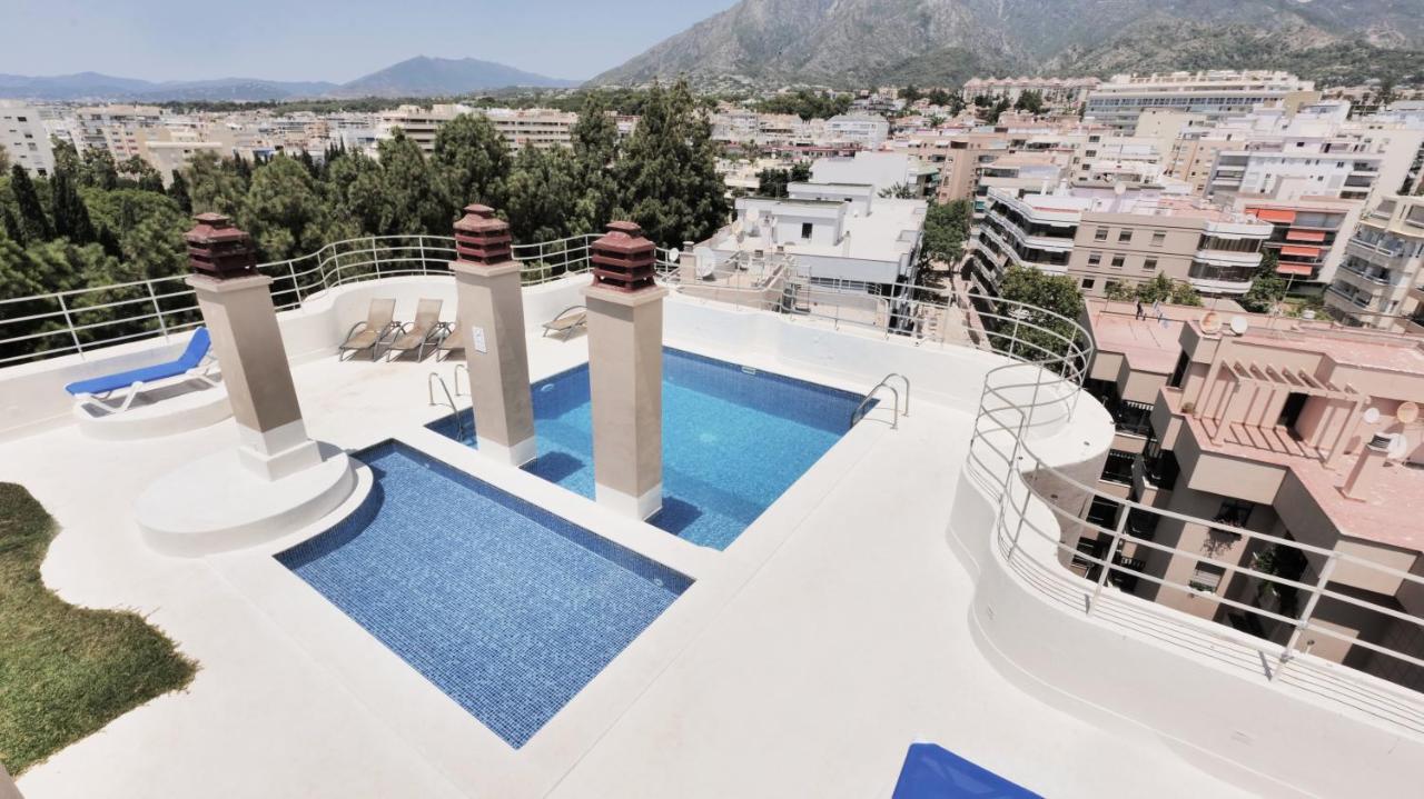 El árbol - Rooftop Pool - Puerto Deportivo