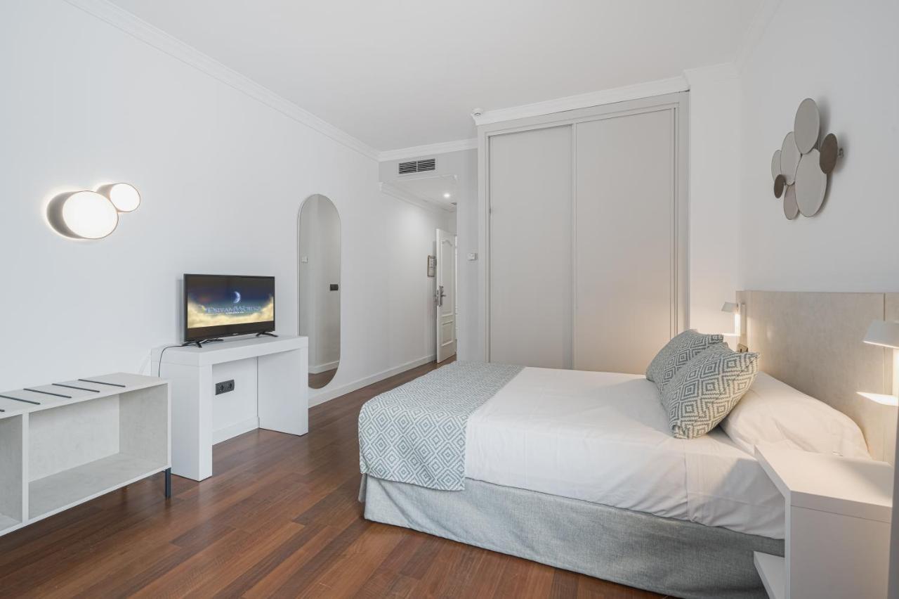 Urban Costa Hotel 4*