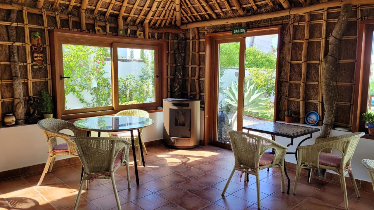 Casa Arco Iris Hostal *