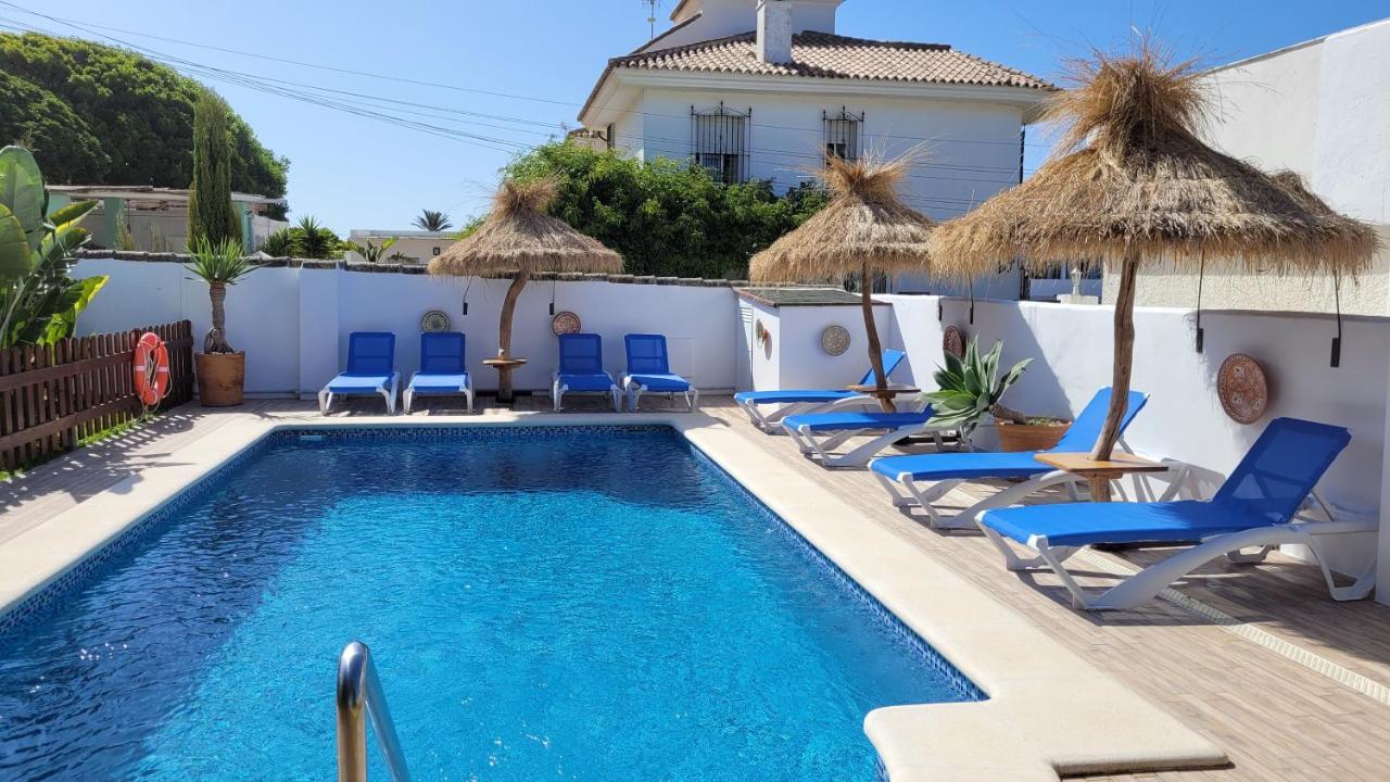 Casa Arco Iris Hostal *