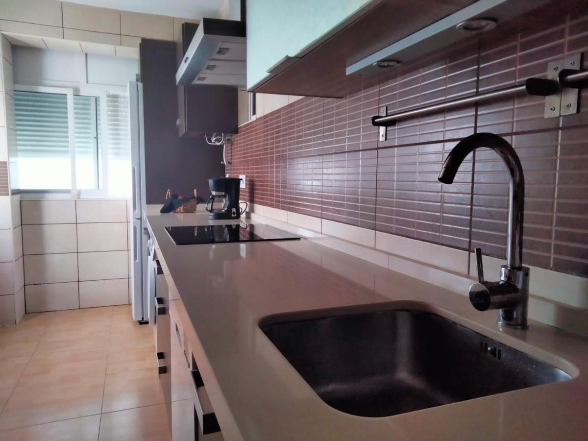 Apto. Trafalgar, Playa De La Cachucha. Wifi, A/c * Puerto Real