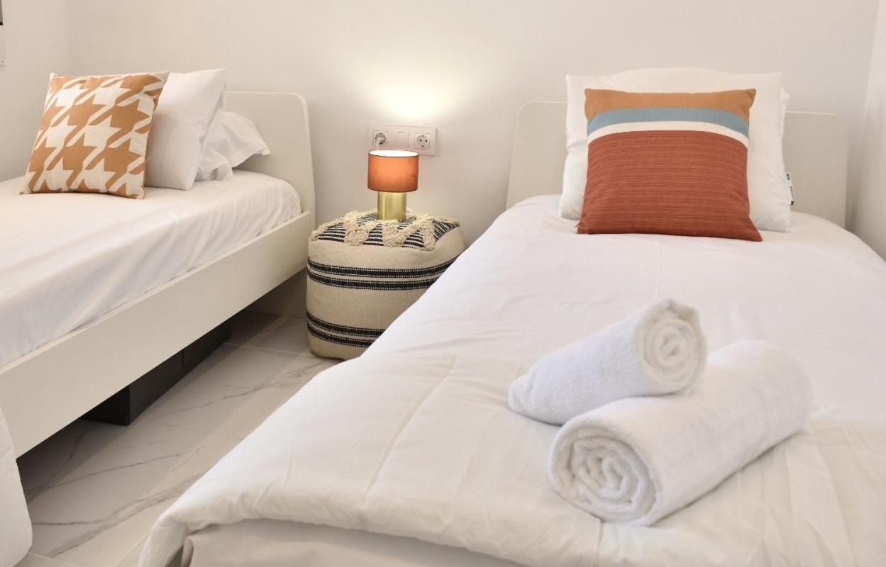 Myflats Deluxe Seafront Apartment *