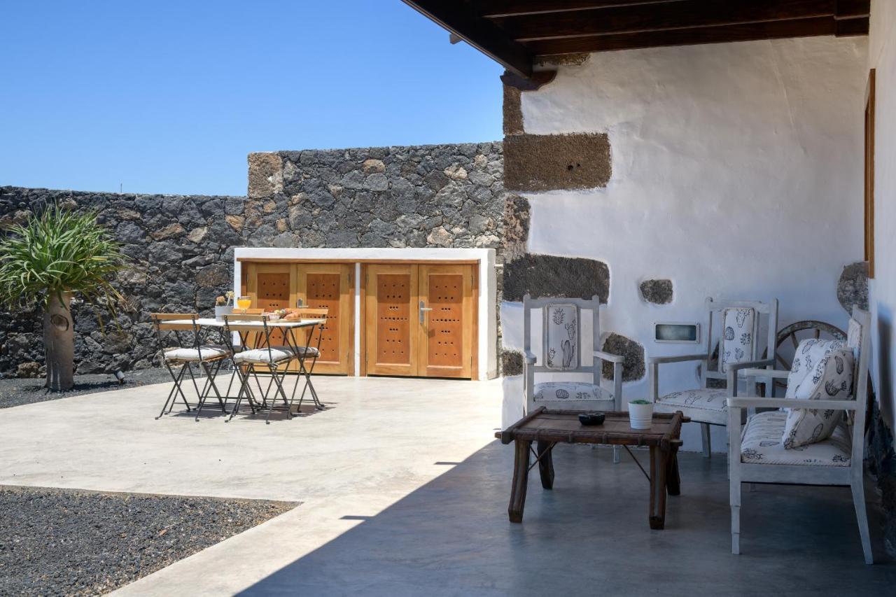 La Casa Del Medianero