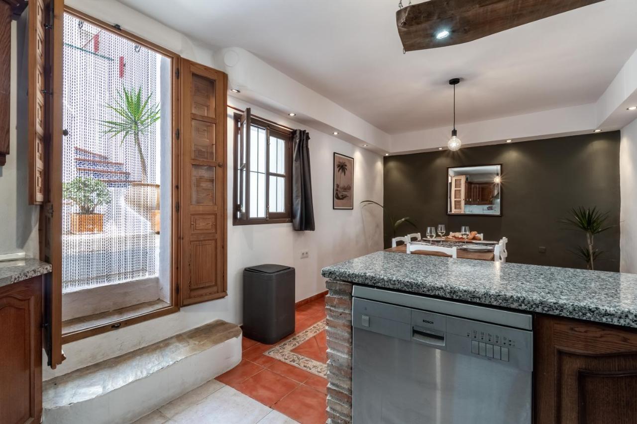 Town House With Roof Terrace And Plunge Pool Holiday home