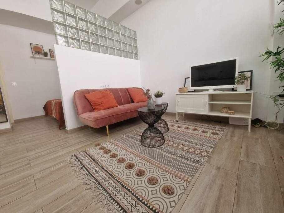 Encantador Estudio En Alameda De Hércules *